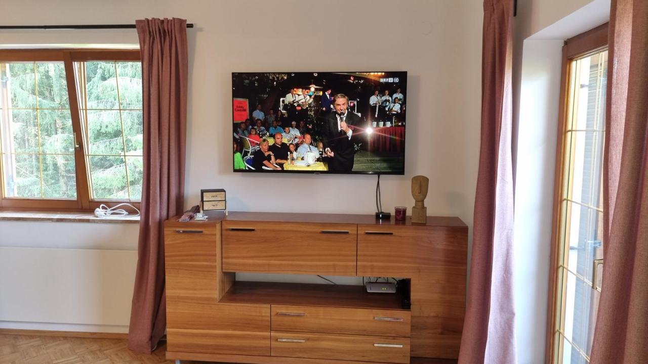 Fridas Place - Der Blick Ueber Ganz Villach - 160 M2 Ferienoase - Ganzes Haus Bis Zu 8 Personen エクステリア 写真